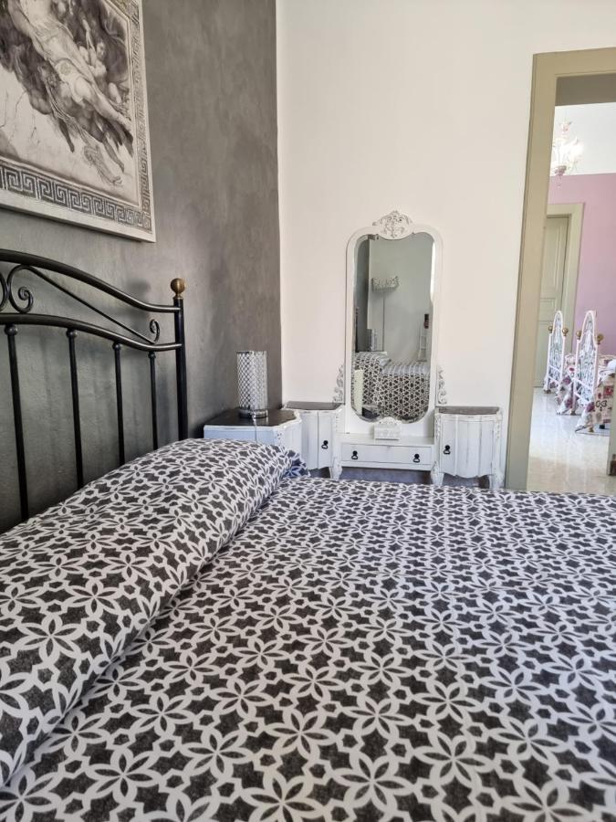 צ'פאלו Mandralisca Holidays - Luxury Apartments מראה חיצוני תמונה