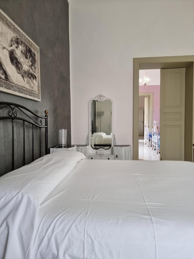 צ'פאלו Mandralisca Holidays - Luxury Apartments מראה חיצוני תמונה