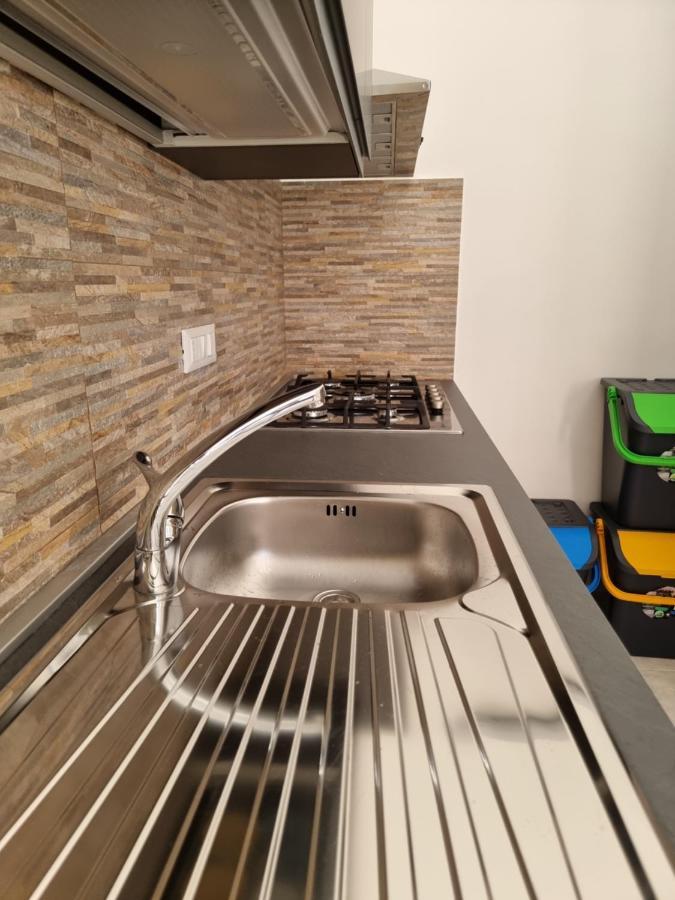 צ'פאלו Mandralisca Holidays - Luxury Apartments מראה חיצוני תמונה