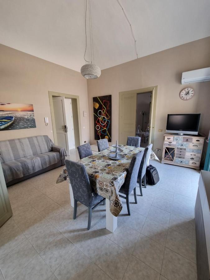 צ'פאלו Mandralisca Holidays - Luxury Apartments מראה חיצוני תמונה