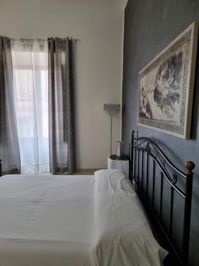 צ'פאלו Mandralisca Holidays - Luxury Apartments מראה חיצוני תמונה